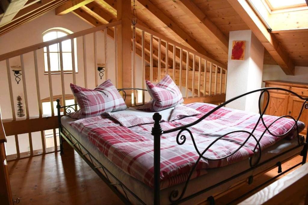 Ferienwohnung Glueck Saaldorf-Surheim Buitenkant foto