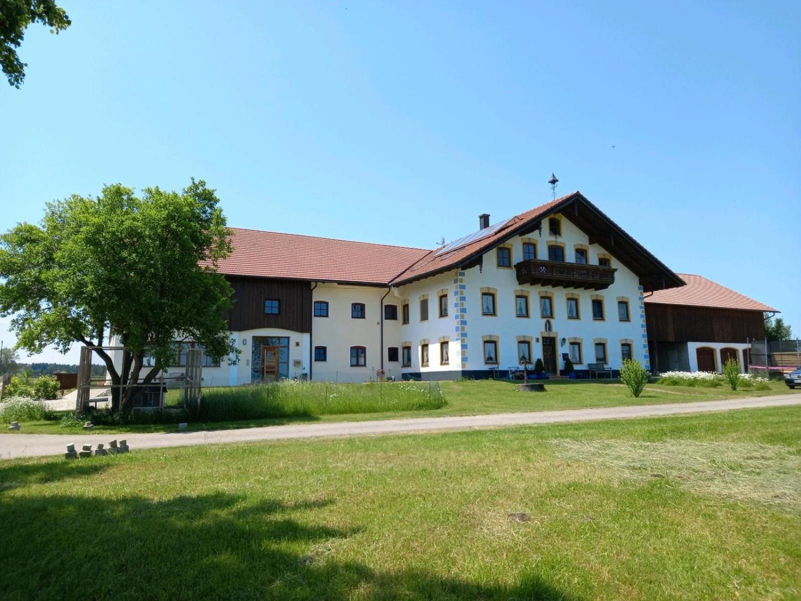 Ferienwohnung Glueck Saaldorf-Surheim Buitenkant foto